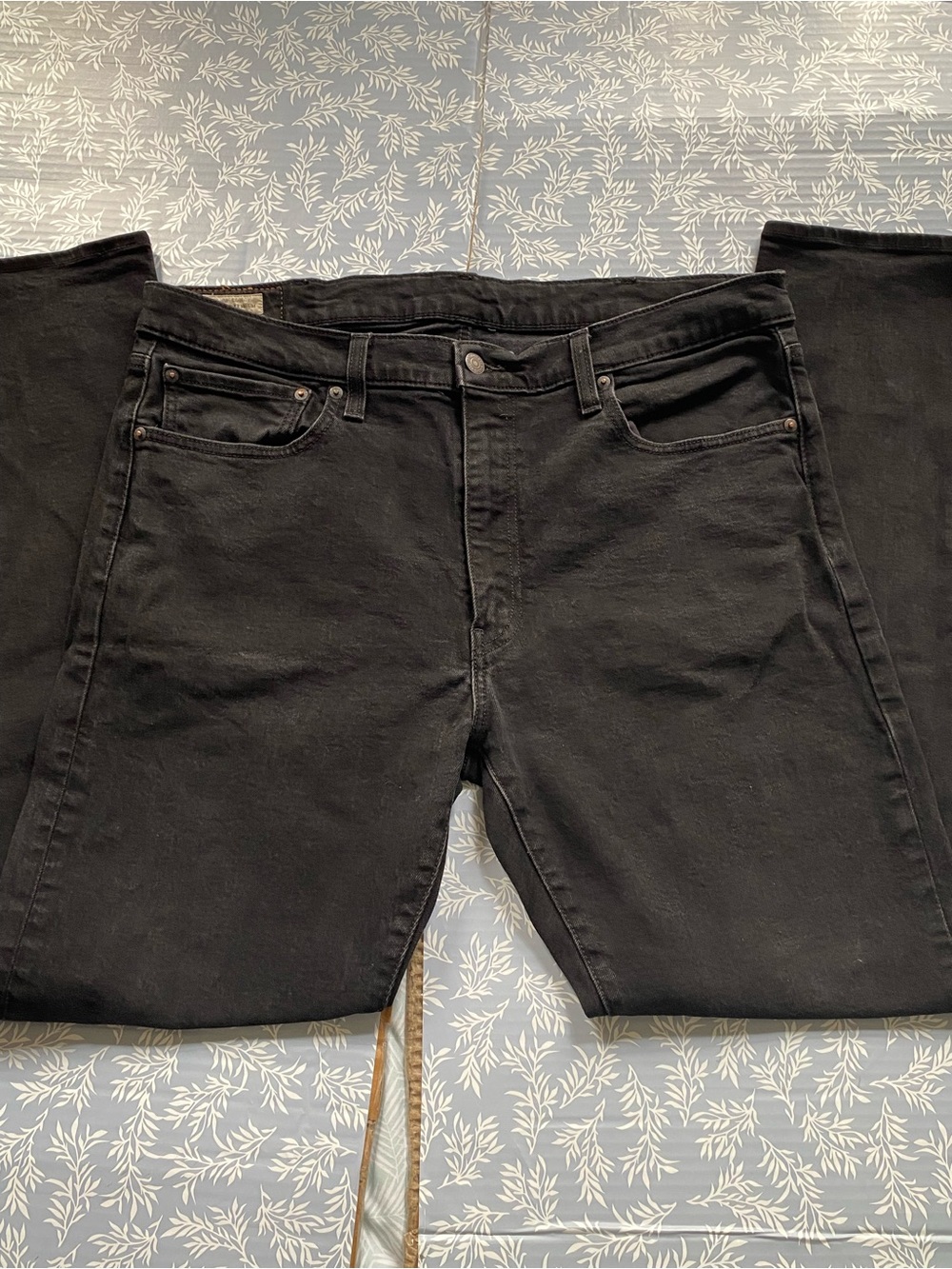 Levi's Black Straight Leg Men's Jeans